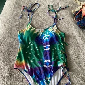 Bathing suit